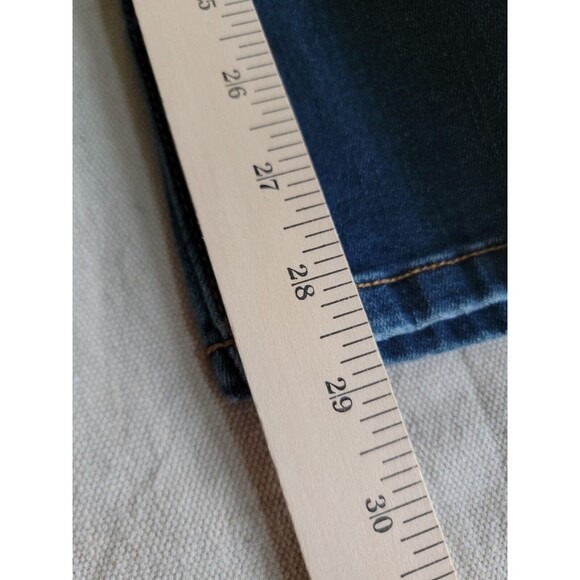 Judy Blue Jeans Womens 5 28x29 Boyfriend Distressed Stretch Mid Rise Modern - Picture 3 of 16